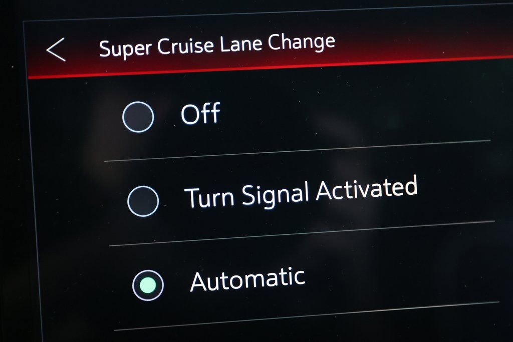 Used 2025 GMC Yukon AT4 Ultimate w/ LPO, Illumination Package image 36