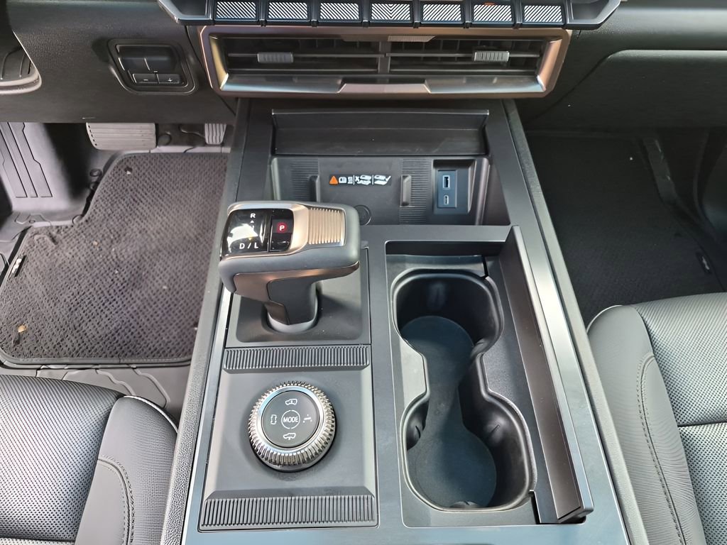 Used 2024 GMC Hummer EV 3X w/ Omega Edition image 39