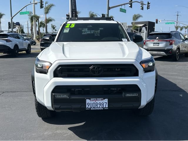 Used 2025 Toyota 4Runner SR5 AWD/4WD image 2