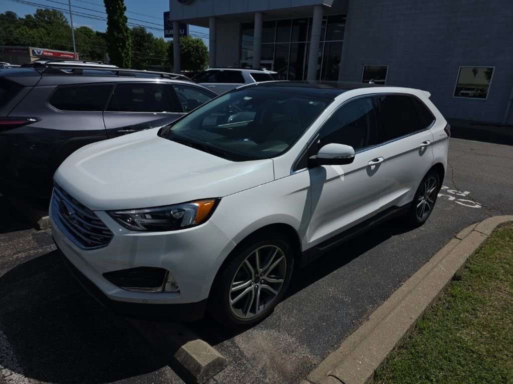 Used 2022 Ford Edge Titanium AWD/4WD image 1