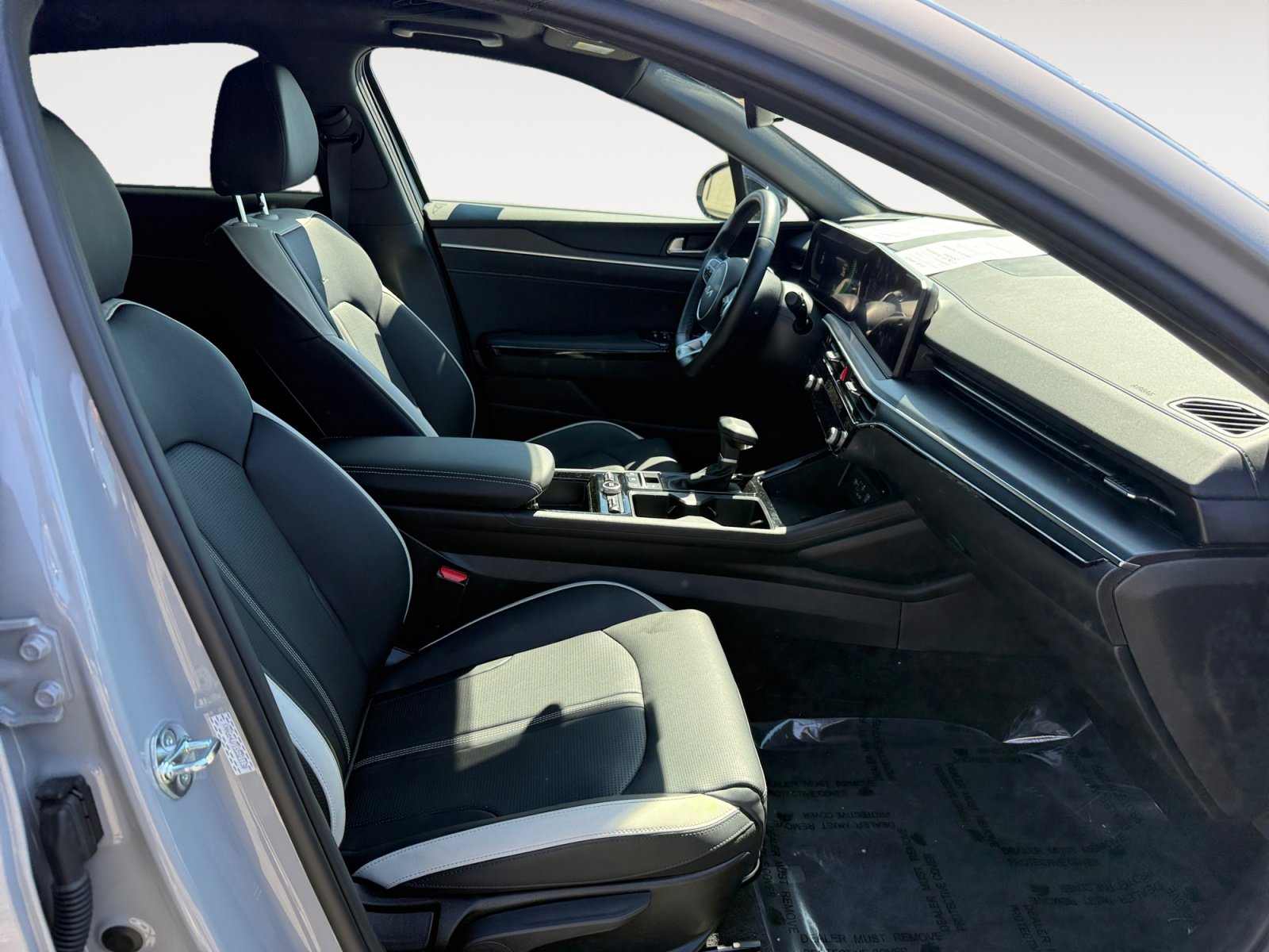 Used 2025 Kia K5 GT-Line w/ GT-Line Premium Package image 19