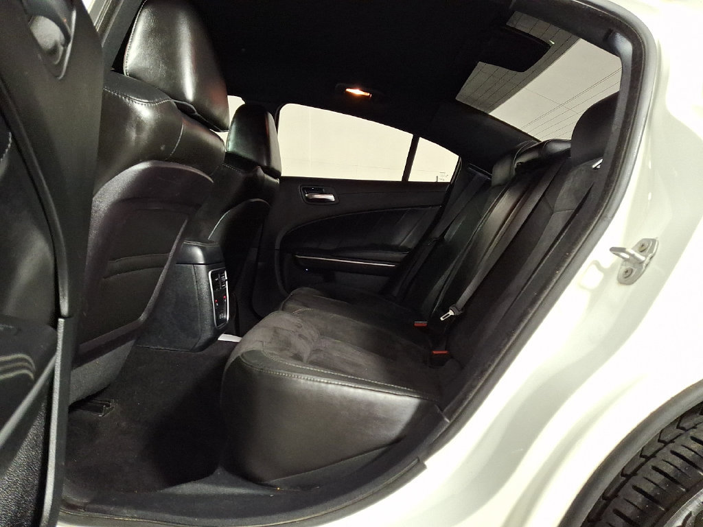 Used 2019 Dodge Charger R/T w/ Plus Group RWD image 13