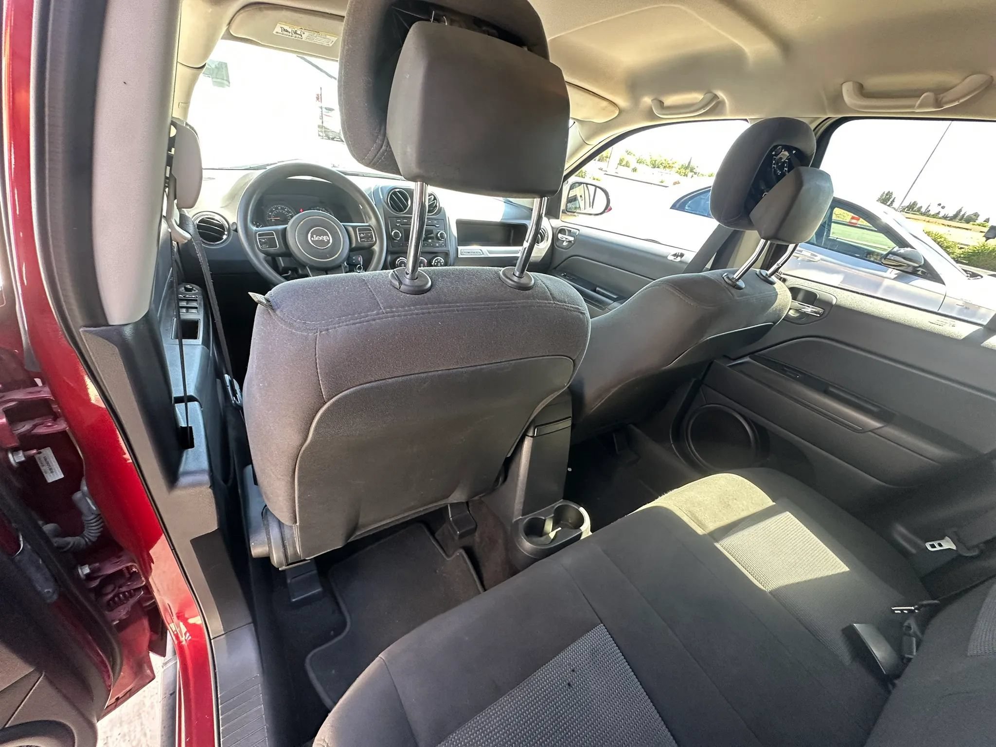 Used 2015 Jeep Compass Sport w/ Power Value Group FWD image 16