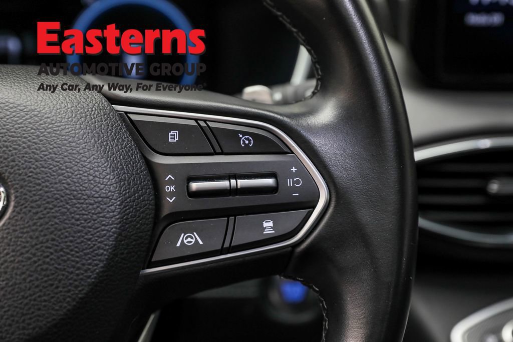 Used 2023 Hyundai Santa Fe SEL w/ Premium Package image 16