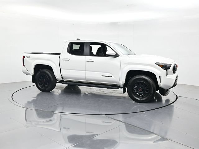 Used 2025 Toyota Tacoma TRD Sport AWD/4WD video 3