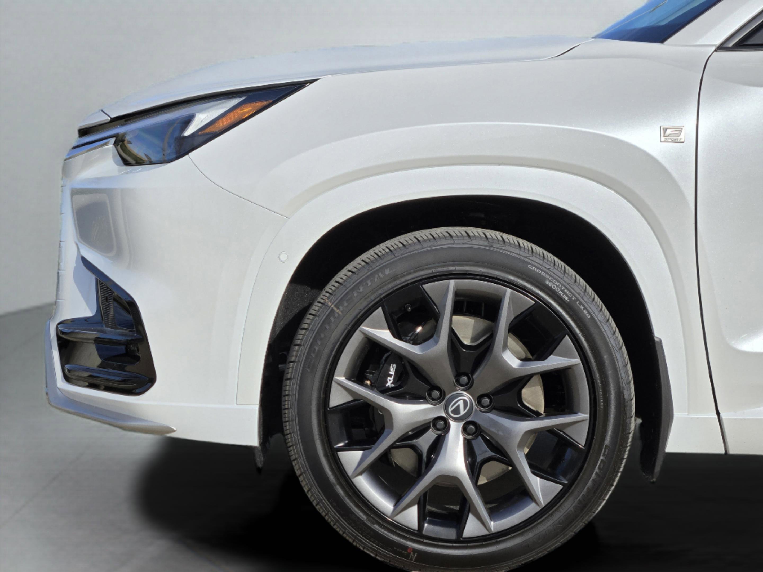 New 2026 Lexus TX 500h AWD image 6