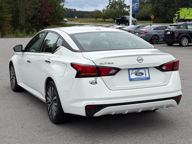 Used 2025 Nissan Altima 2.5 SV FWD image 3