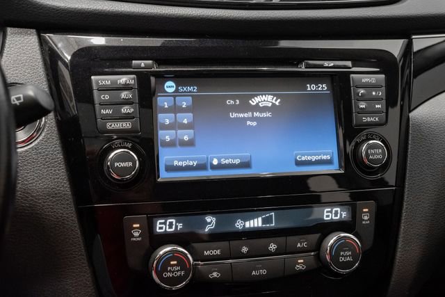 Used 2017 Nissan Rogue Sport SL w/ SL Premium Package image 18