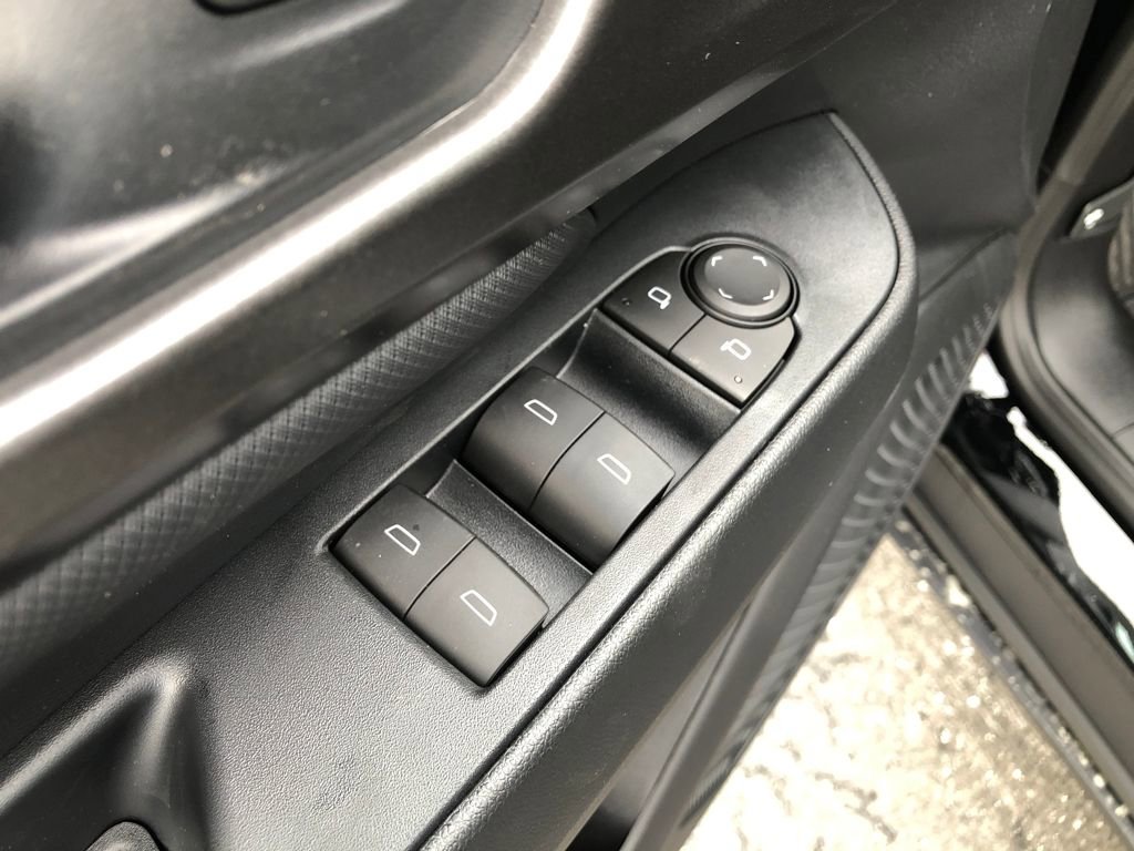 New 2026 Chevrolet Equinox EV LT image 11