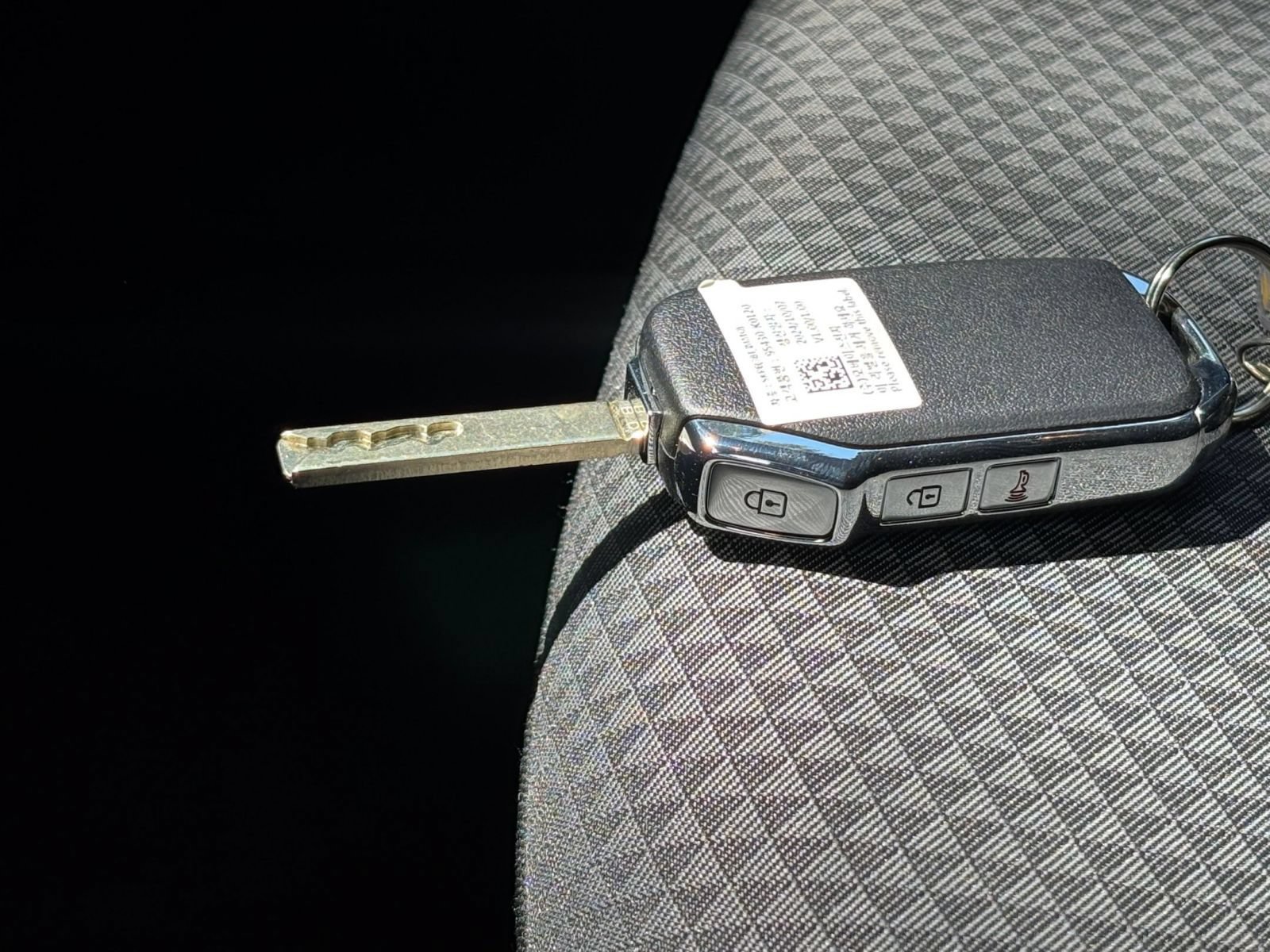 Used 2025 Kia Soul LX w/ LX Technology Package FWD image 20