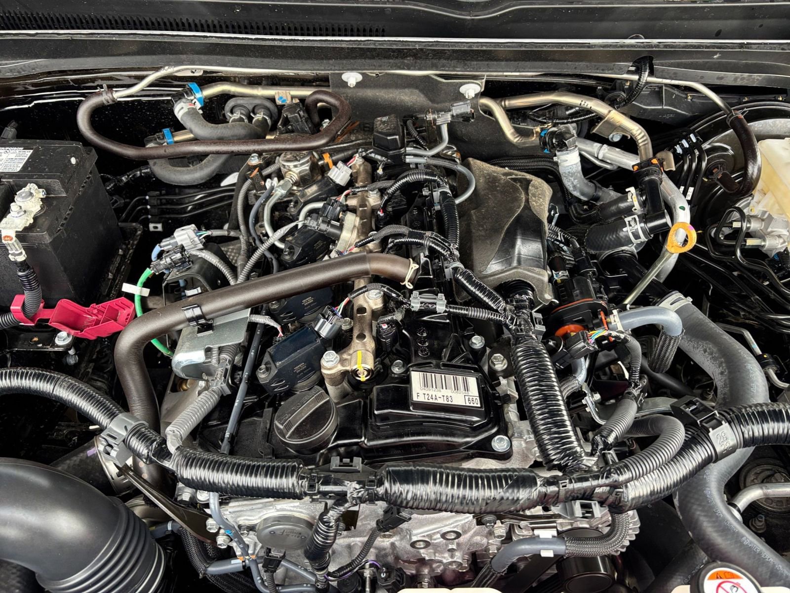 Used 2025 Toyota Tacoma SR image 31