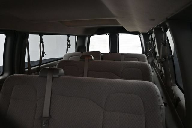 Used 2016 Chevrolet Express 3500 LT w/ LT Preferred Equipment Group RWD image 19