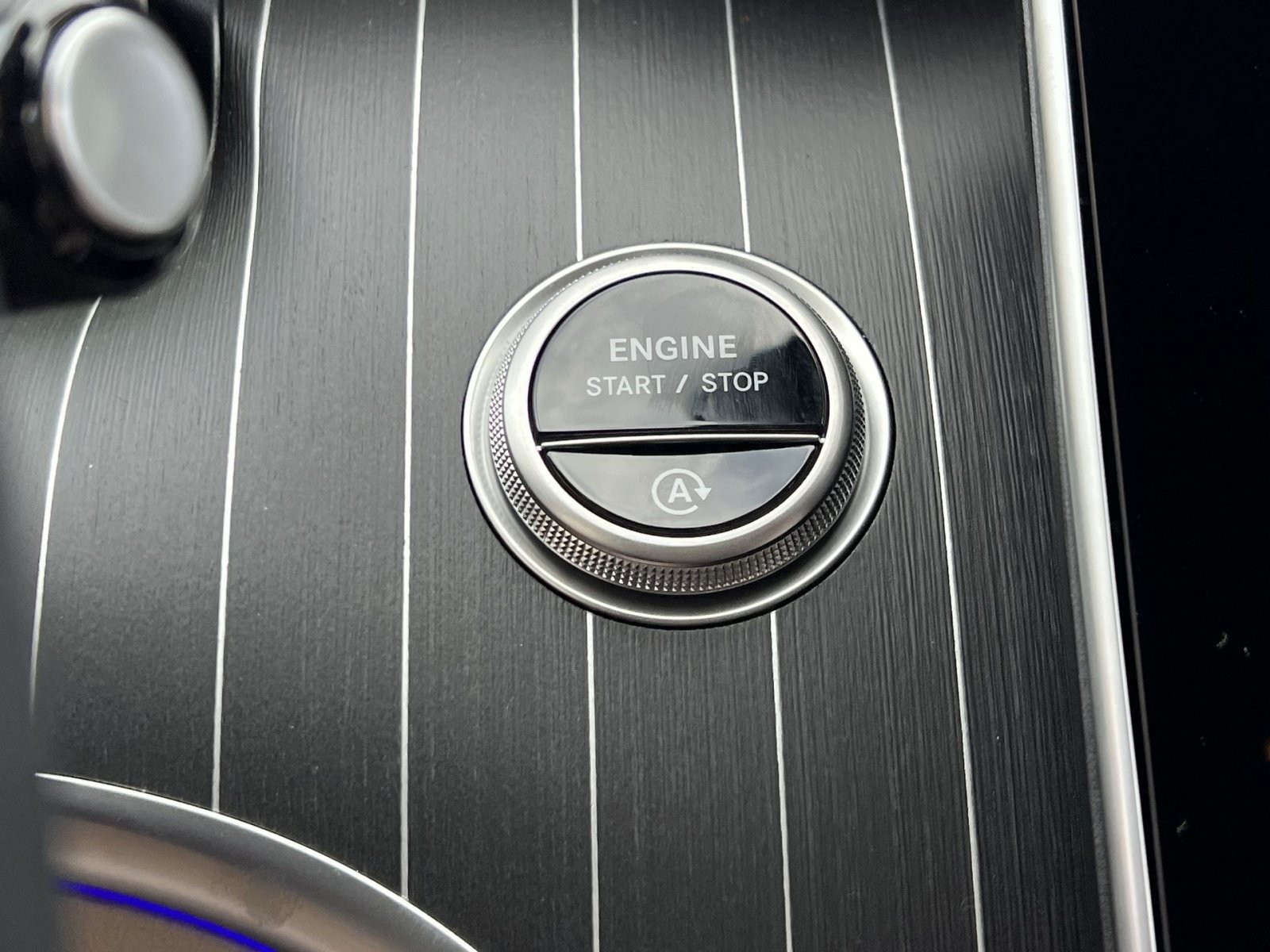 New 2027 Mercedes-Benz C 300 4MATIC Sedan image 38