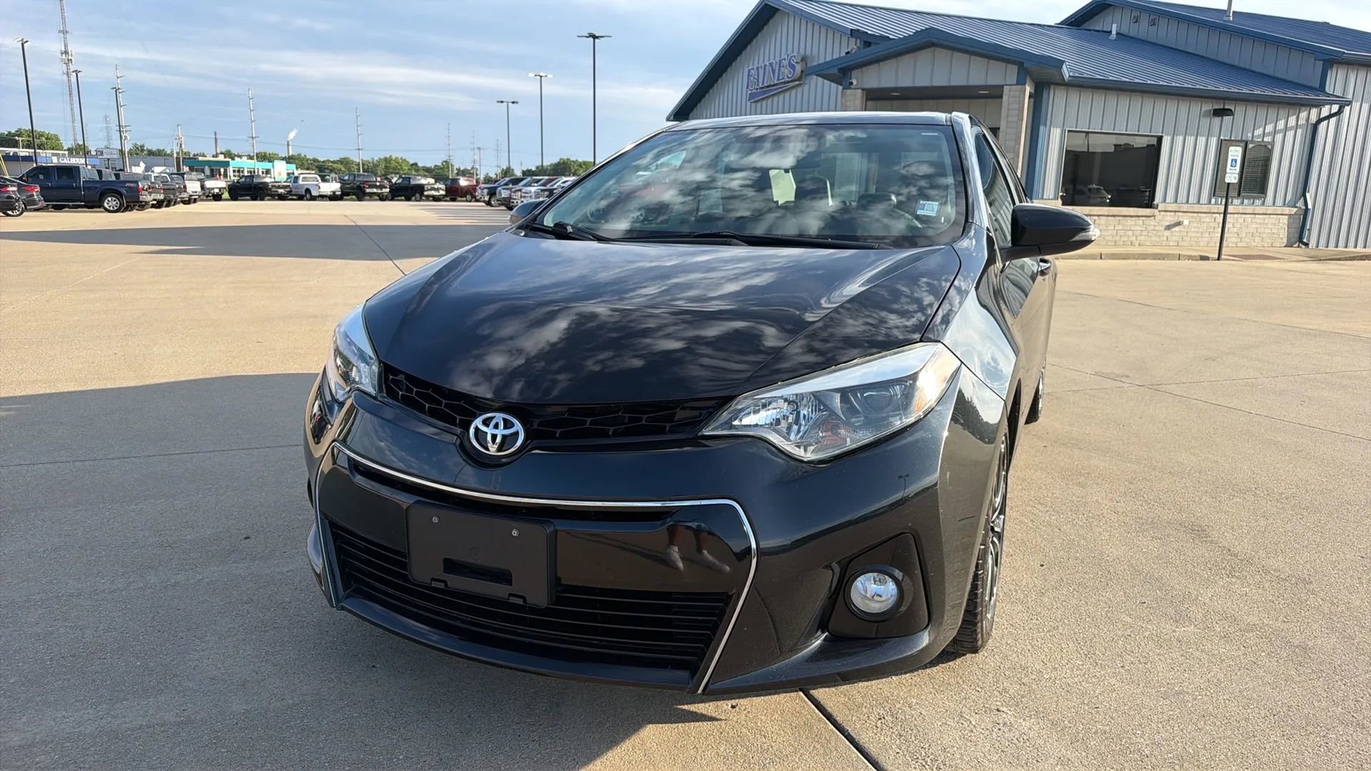 Used 2016 Toyota Corolla S FWD image 26