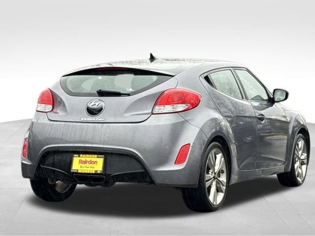 Used 2017 Hyundai Veloster Value Edition image 8