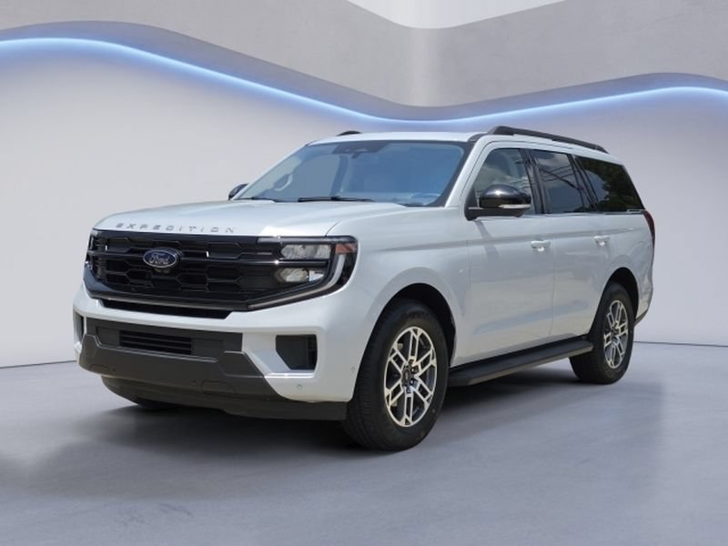 Certified 2025 Ford Expedition Active RWD image 6