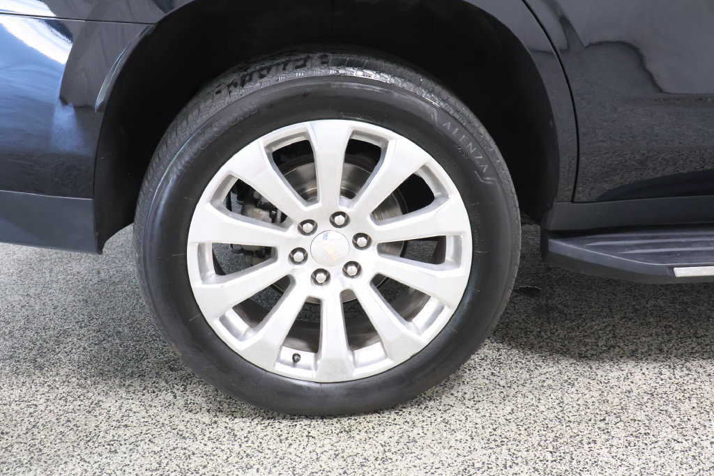 Used 2024 Chevrolet Tahoe Premier w/ Advanced Technology Package AWD/4WD image 37