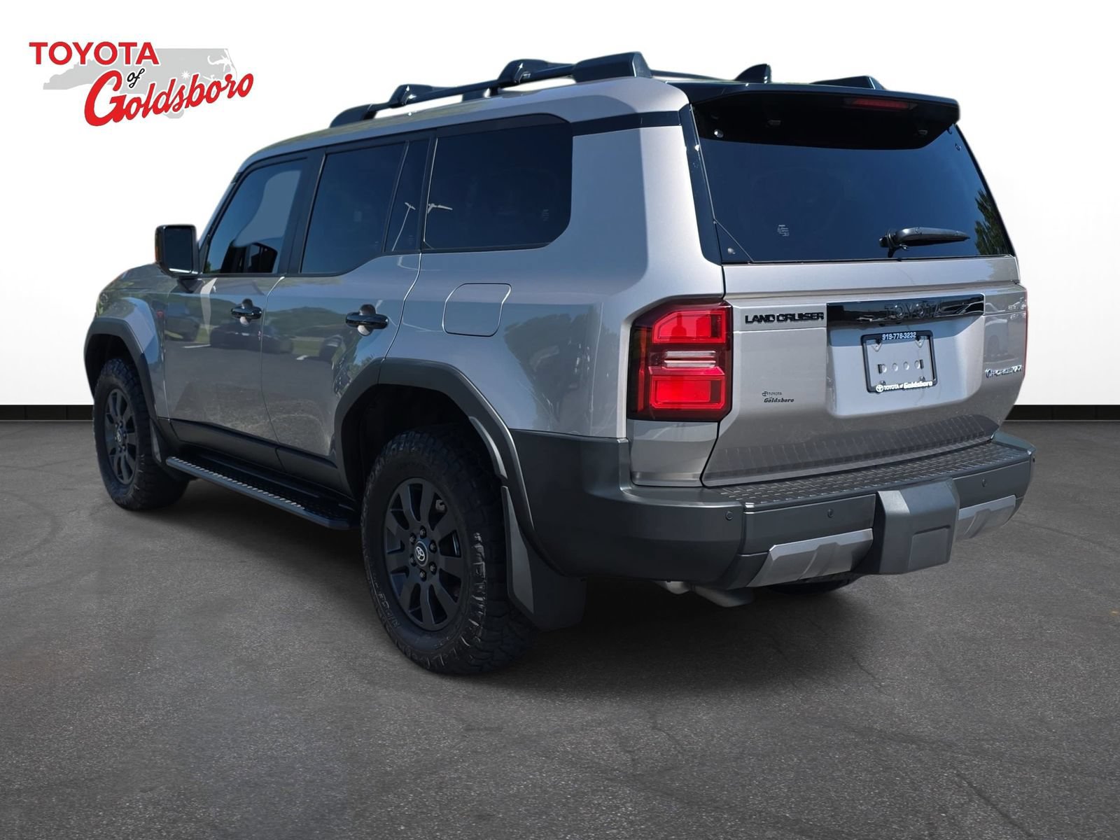 Used 2025 Toyota Land Cruiser w/ Premium Package AWD/4WD image 7