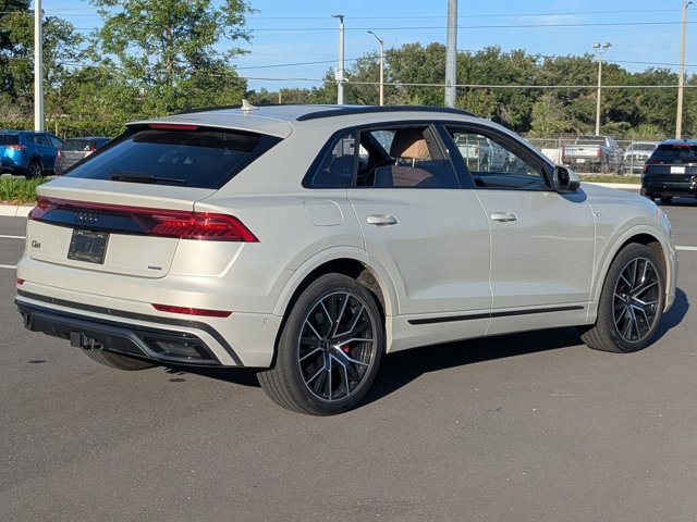 Certified 2022 Audi Q8 Prestige AWD/4WD image 5