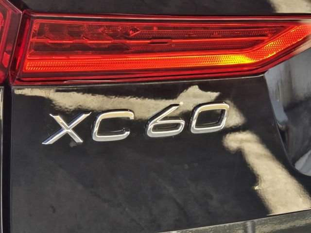 Certified 2023 Volvo XC60 B5 Core w/ Protection Package Premier image 10