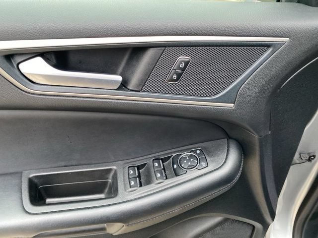 Used 2024 Ford Edge SEL AWD/4WD image 23