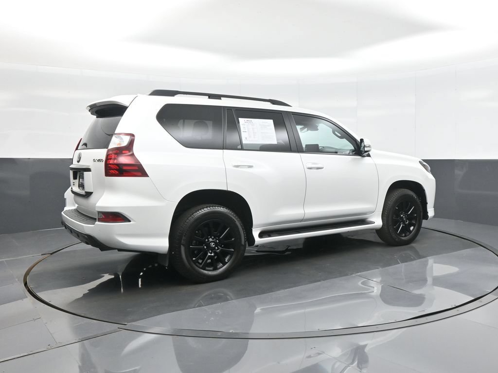 Used 2022 Lexus GX 460 w/ Black Line Special Edition AWD/4WD image 7