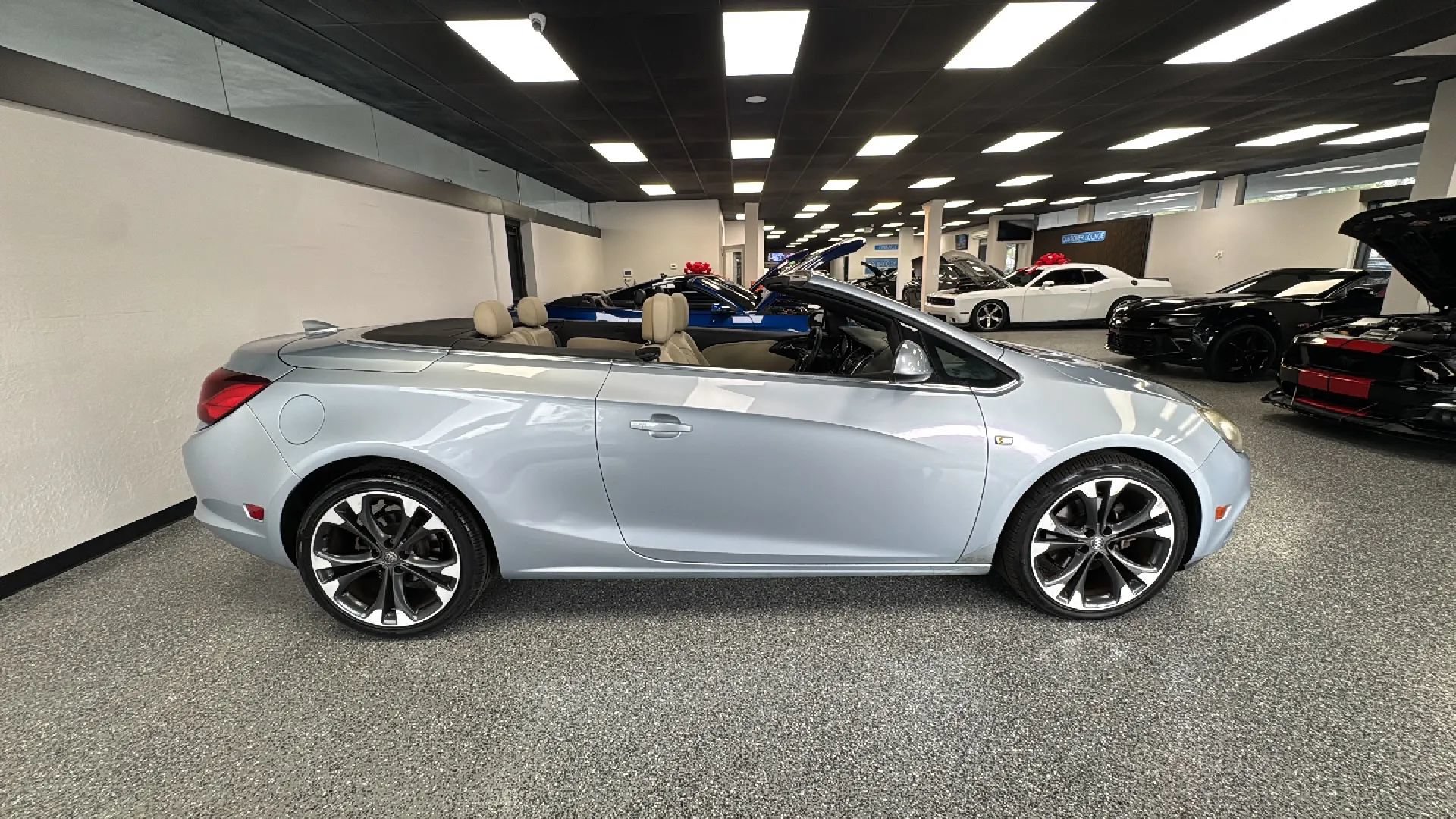 Used 2016 Buick Cascada Premium FWD image 47