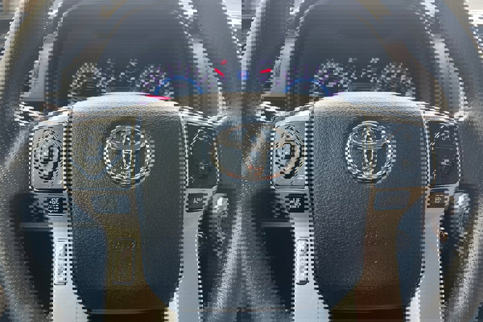 Used 2018 Toyota 4Runner SR5 image 22