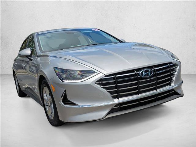 Used 2023 Hyundai Sonata SE image 2