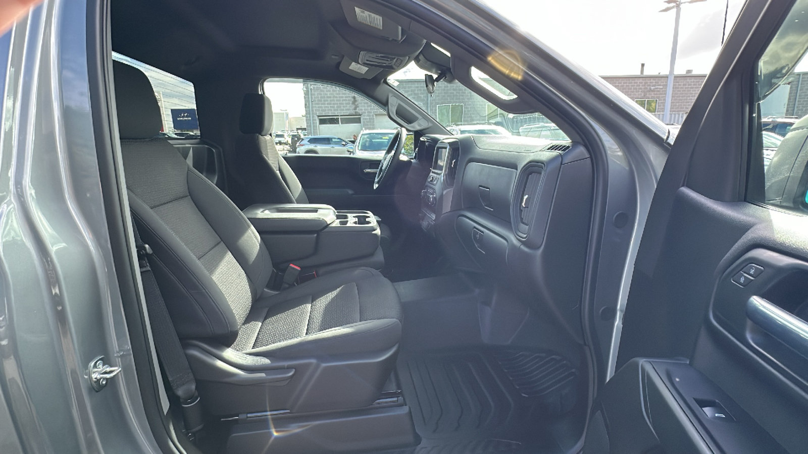 Used 2026 Chevrolet Silverado 1500 W/T w/ Trailering Package AWD/4WD image 24