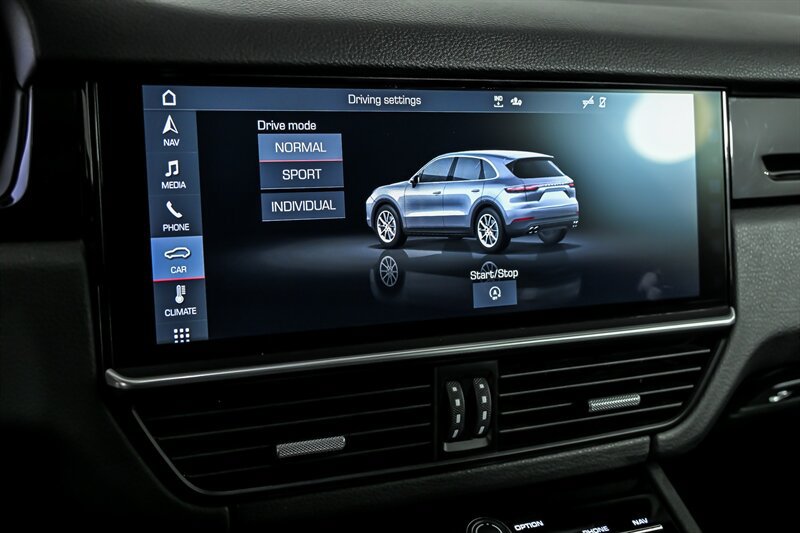 Used 2020 Porsche Cayenne AWD/4WD image 28