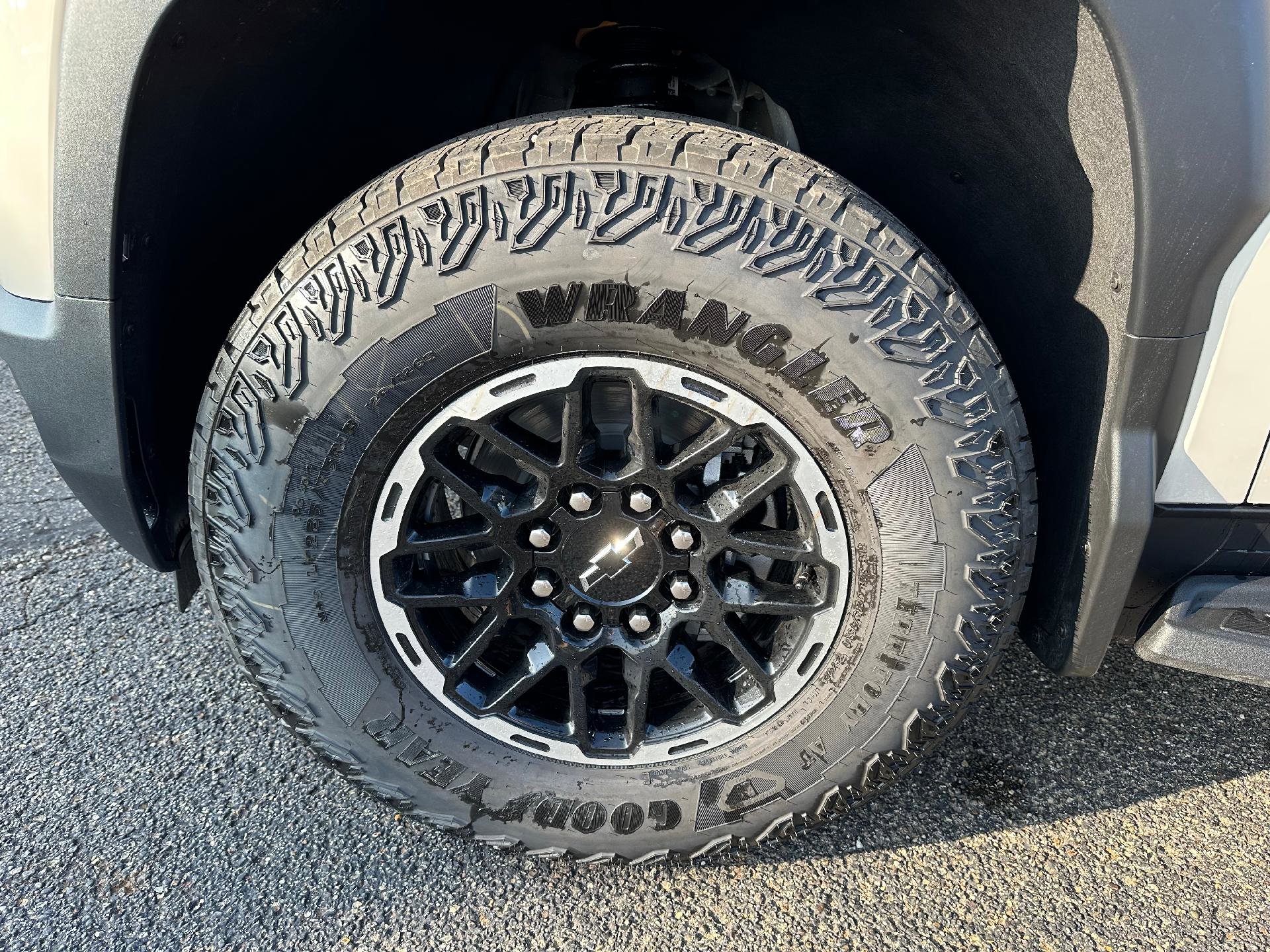 New 2026 Chevrolet Silverado EV Trail Boss w/ Plus Package image 7