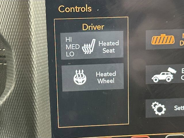 Used 2021 Jeep Wrangler Unlimited Sahara w/ Cold Weather Group image 17