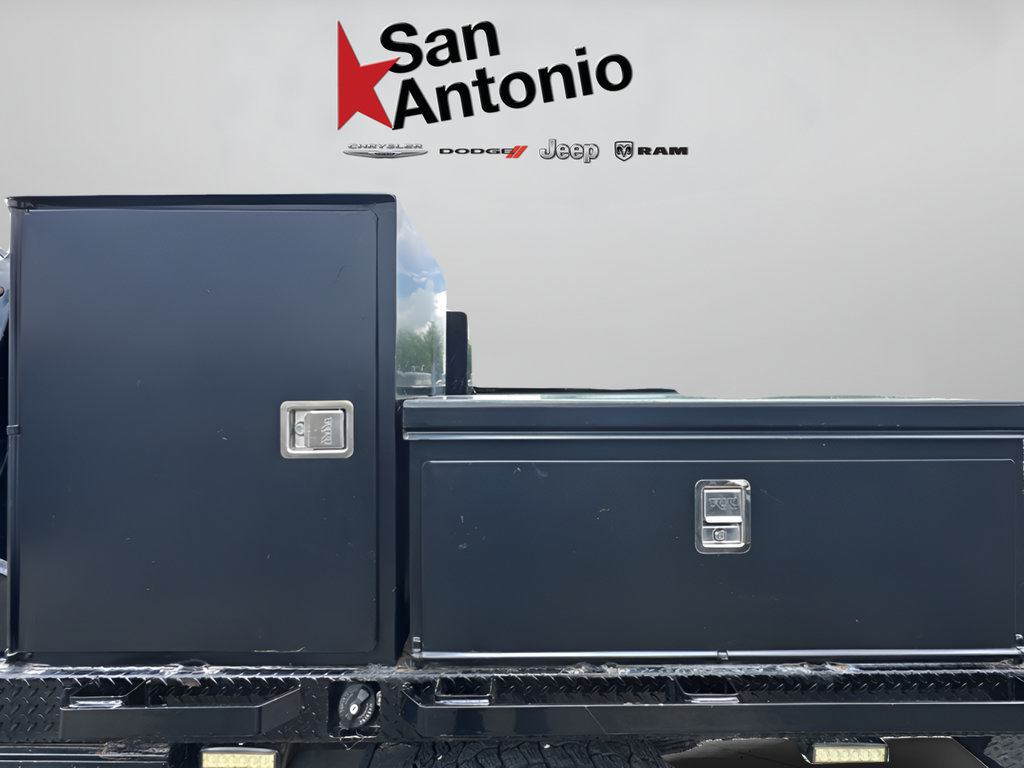 Used 2020 Chevrolet Silverado 3500 W/T w/ WT Convenience Package RWD image 21