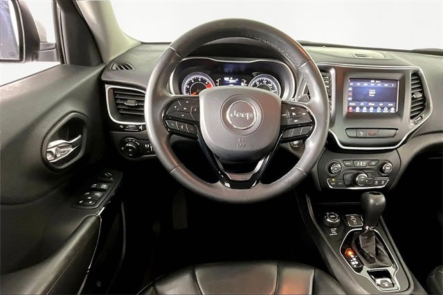 Used 2019 Jeep Cherokee Latitude Plus image 8