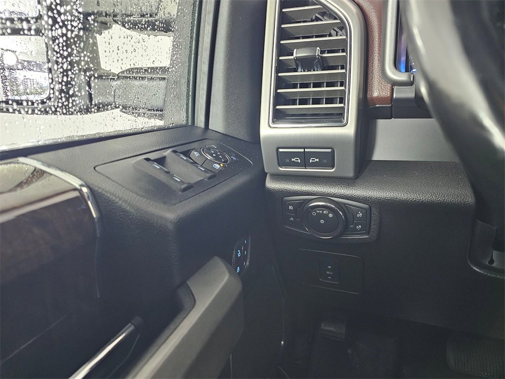 Used 2017 Ford F150 Platinum w/ Max Trailer Tow Package image 36