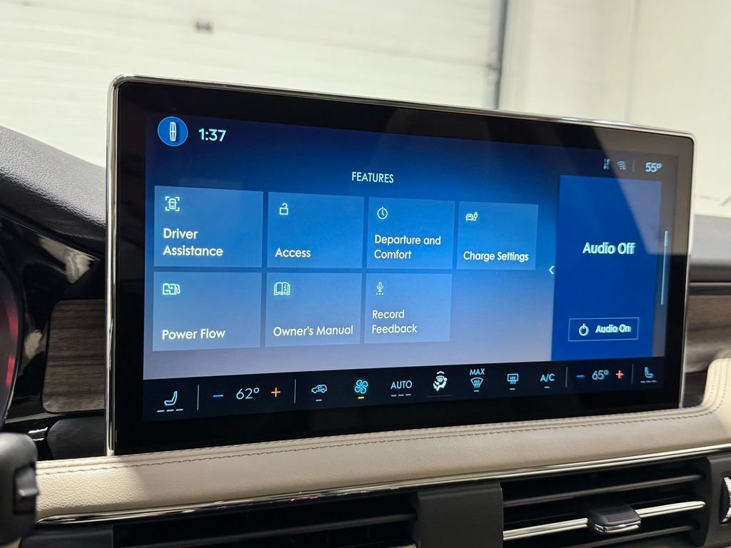 Used 2025 Lincoln Corsair Grand Touring image 21