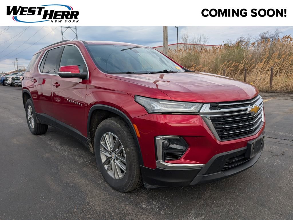 Used 2023 Chevrolet Traverse LT w/ LPO, Floor Liner Package image 1
