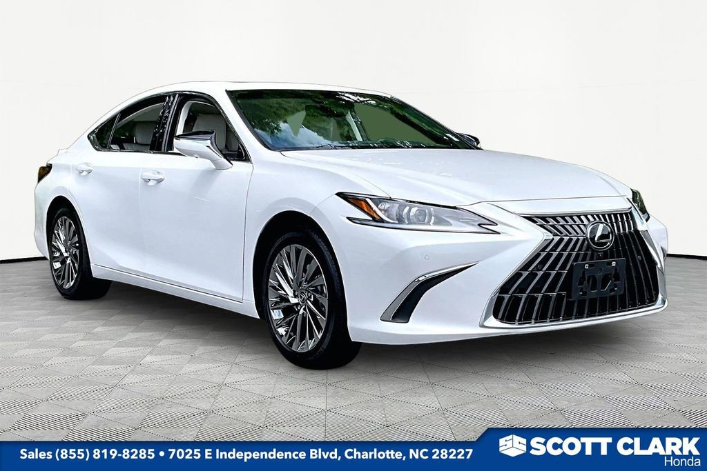 Used 2025 Lexus ES 300h w/ Technology Package FWD image 1