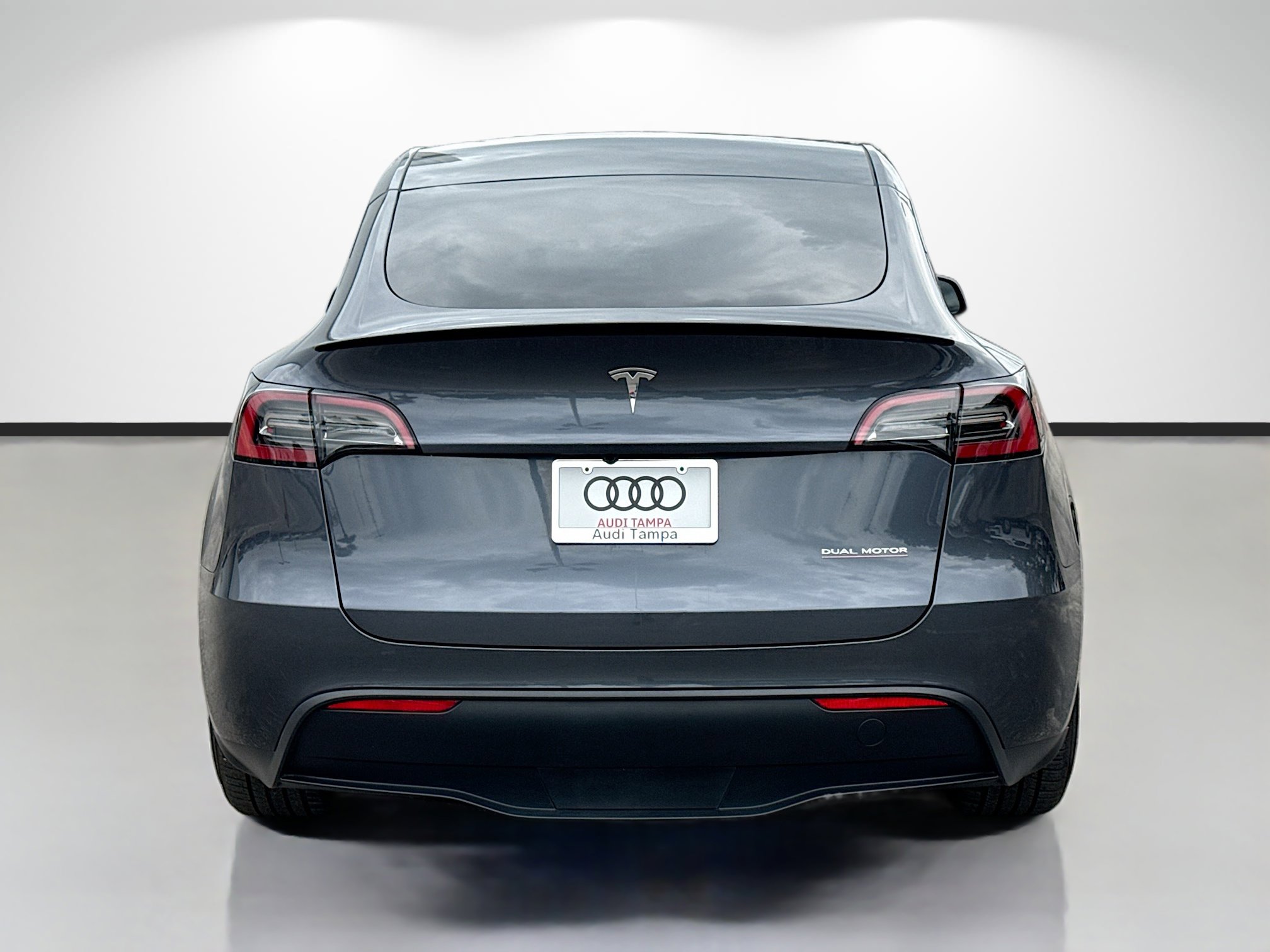 Used 2023 Tesla Model Y Performance AWD/4WD image 4