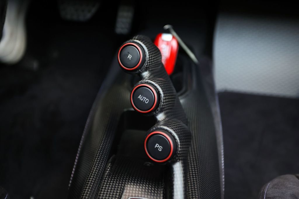 Certified 2020 Ferrari 488 Pista Spider RWD image 47