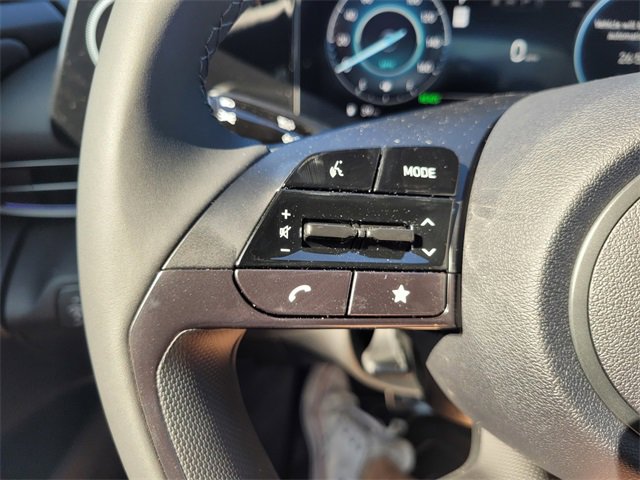 New 2025 Hyundai Elantra SEL image 22