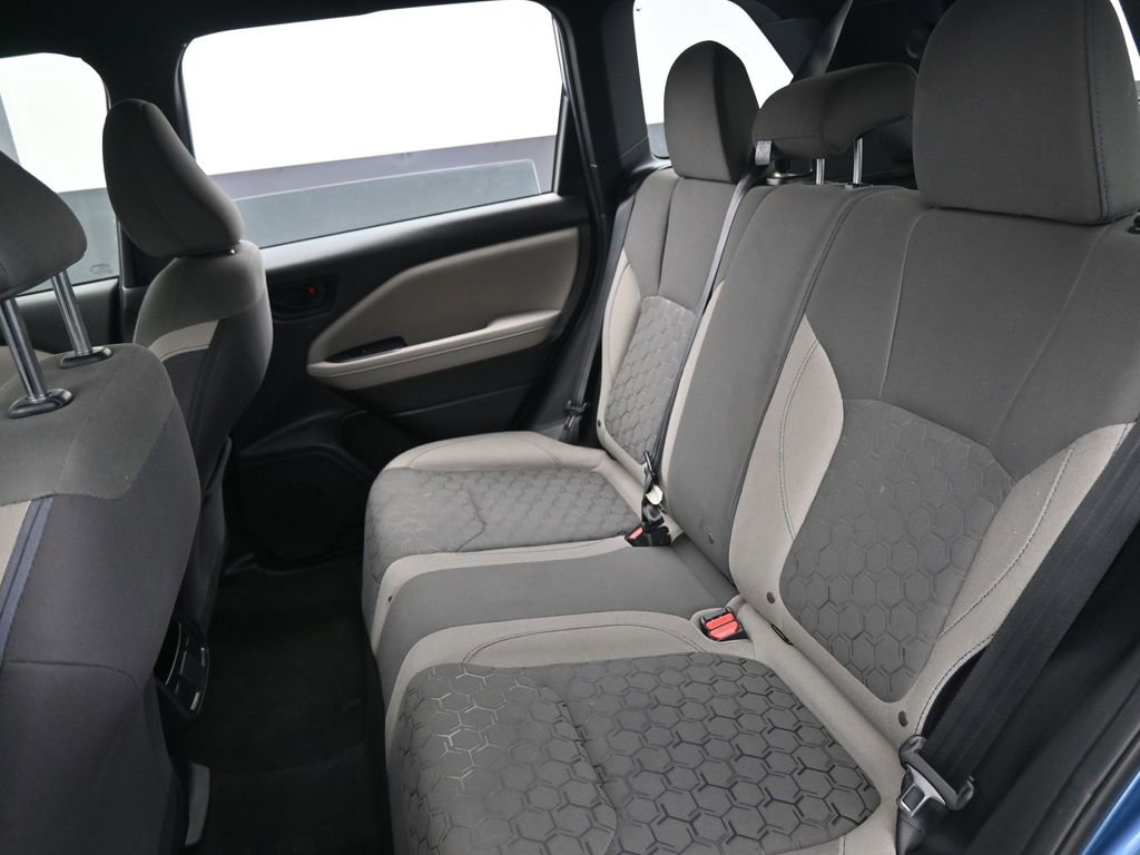 Used 2025 Subaru Forester w/ Convenience Package #1 image 23