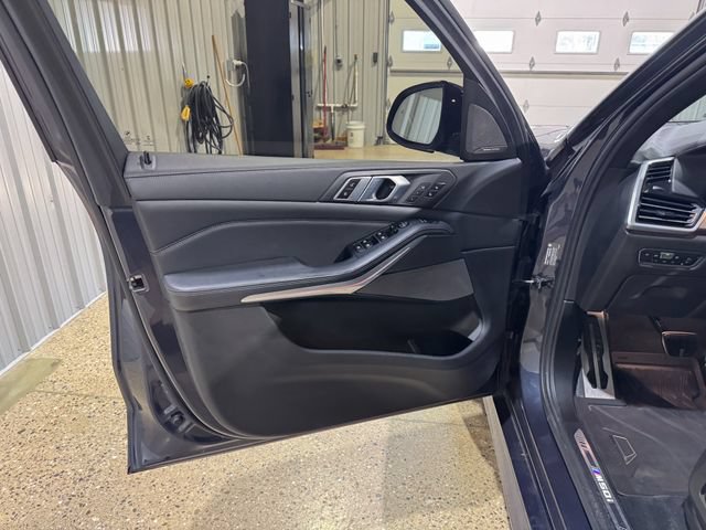 Used 2020 BMW X5 M50i w/ Executive Package AWD/4WD image 11