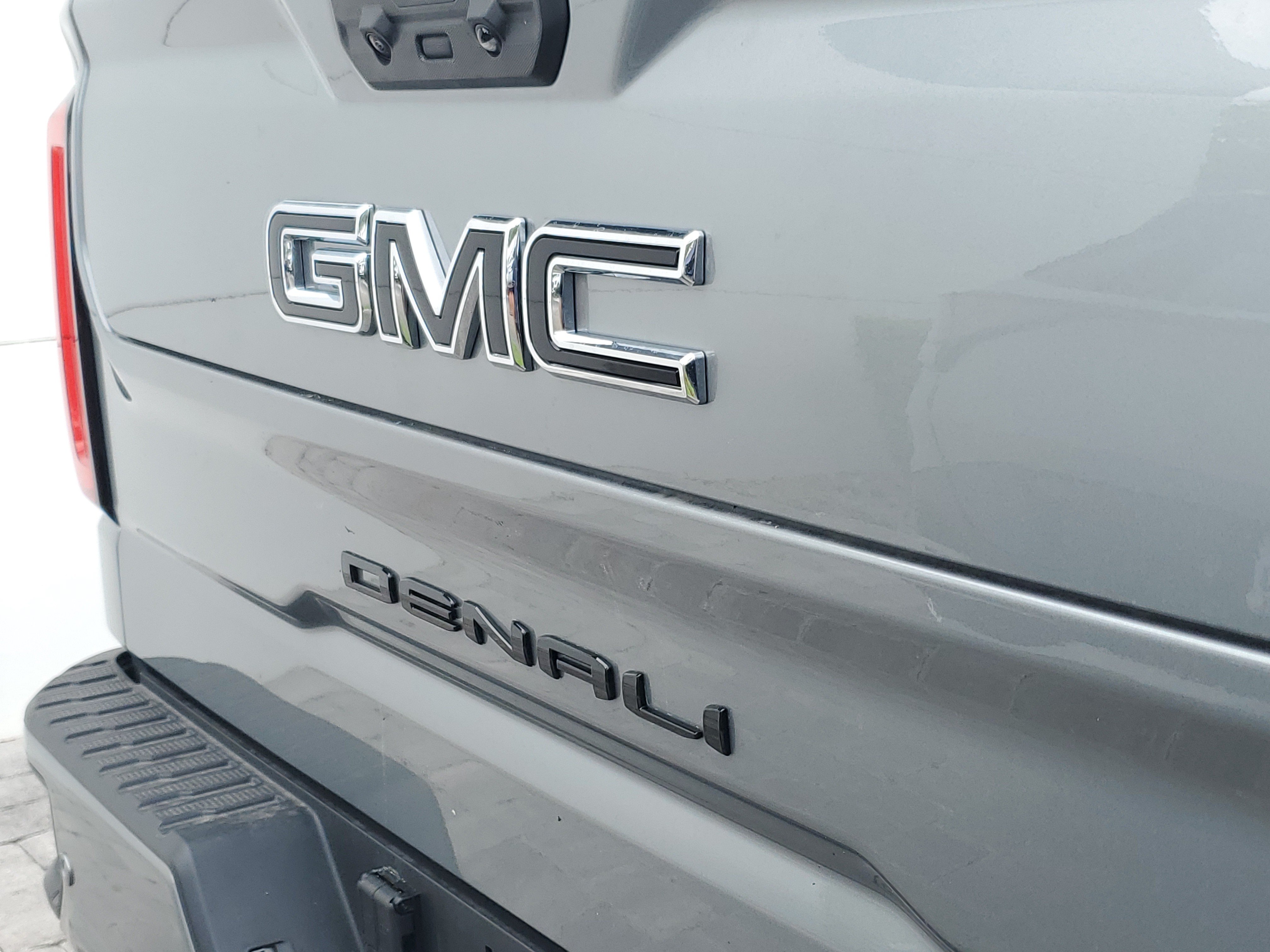New 2026 GMC Sierra 1500 Denali w/ Denali Reserve Package AWD/4WD image 10