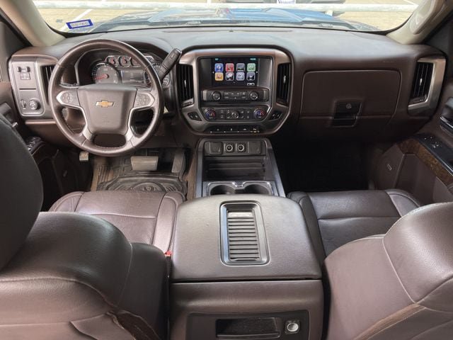 Used 2018 Chevrolet Silverado 1500 LT w/ Texas Edition RWD image 9