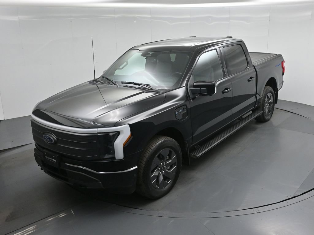 Certified 2023 Ford F150 Lightning Lariat w/ Equipment Group 511A High image 40