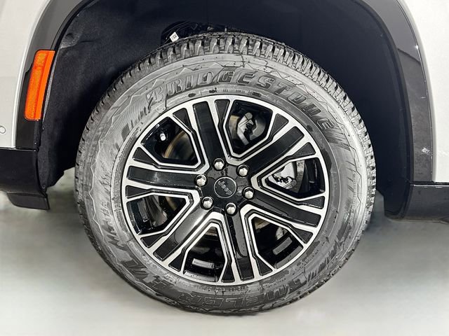 New 2026 Jeep Grand Wagoneer 4WD w/ Premium Group I image 37