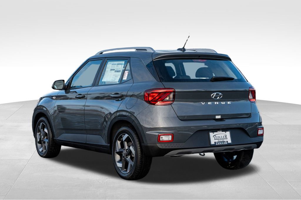 New 2026 Hyundai Venue SEL image 5