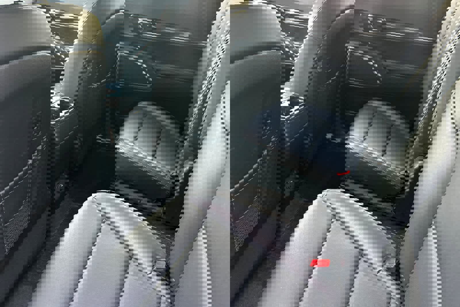 Used 2025 Kia Telluride S image 4